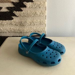 CROCS Karin, Mary Jane style with double straps, size 9